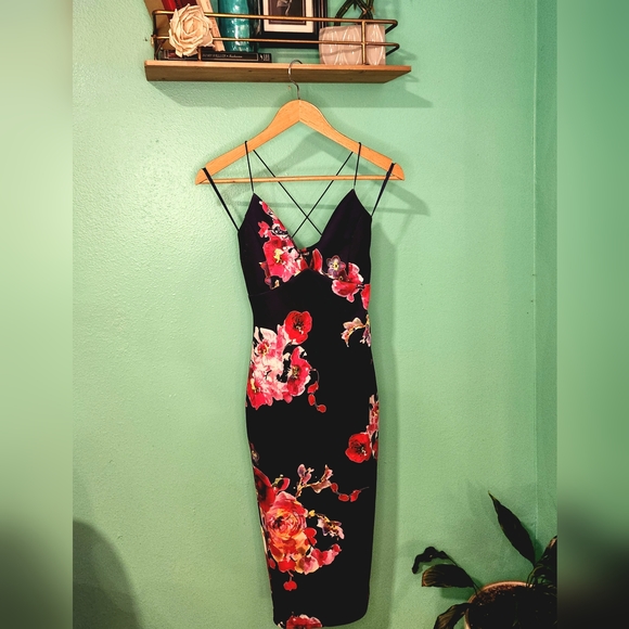 NWT - Picture 2 of 8